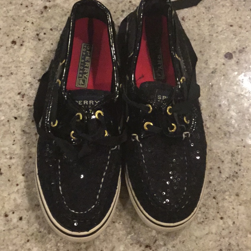 SPERRY size 6 slip ons willing to negotiate